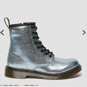 Dr. Martens 1460 youth crinkle metallic lace boot size 3